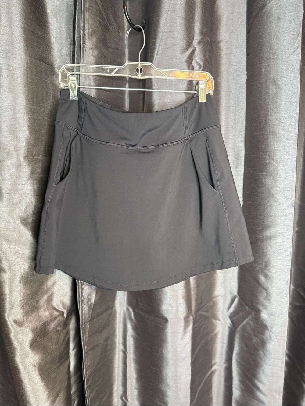 Lolë | Black Athletic Skirt